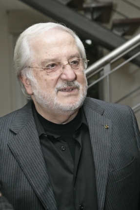Armando Alves