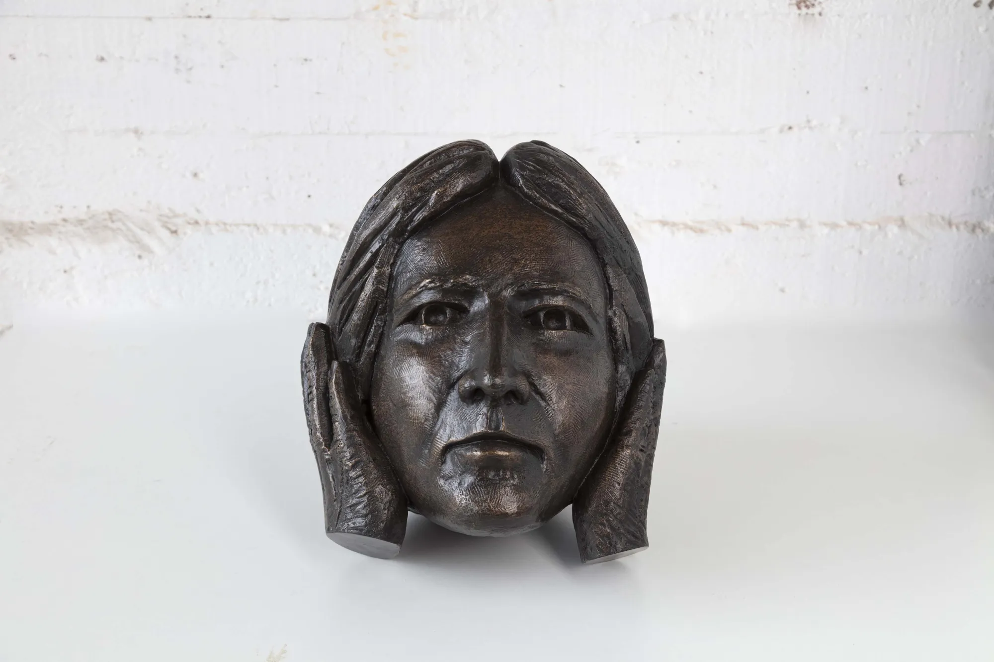 Contemplation, Pedro Figueiredo, 2023, Bronze sculpture
