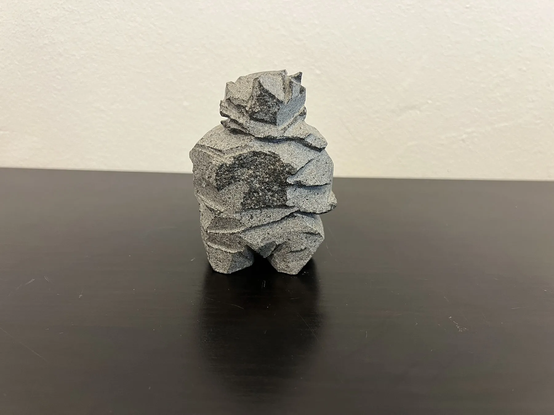 Pessoa Gentil, Shintaro Nakaoka, 2024, Granite sculpture