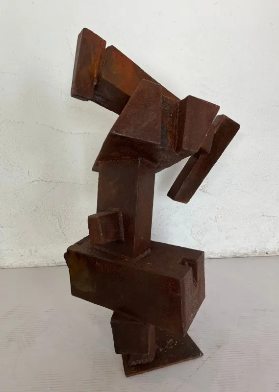 Untitled, Nuno Santiago, 2022, Iron sculpture