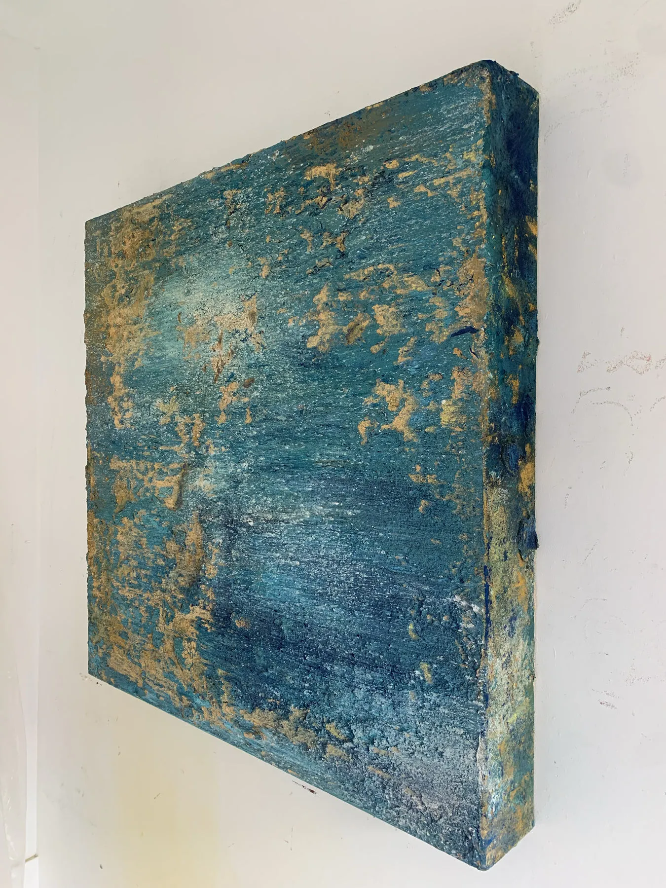 Destellos Cerúleos, Alberto Reguera, 2026, Mixed media on canvas