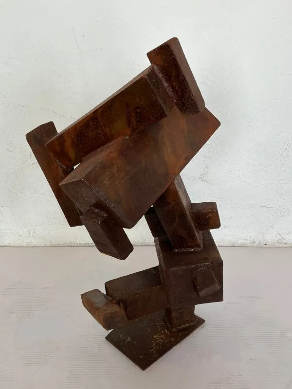 Untitled, Nuno Santiago, 2022, Iron sculpture