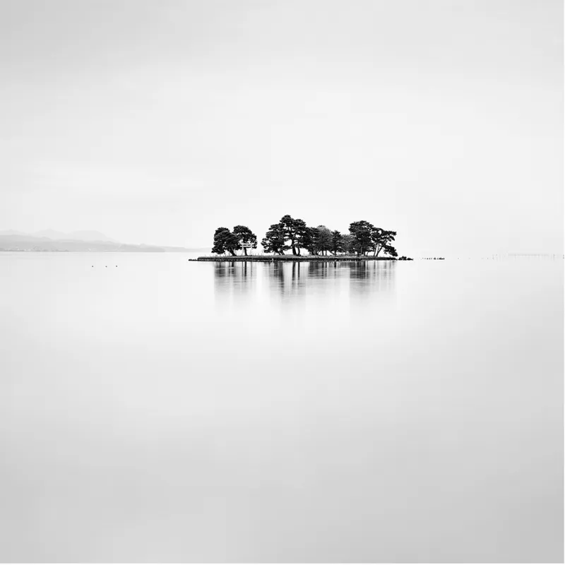 O Santuário Flutuante, Alexandre Manuel, 2017, Photograph on Diasec