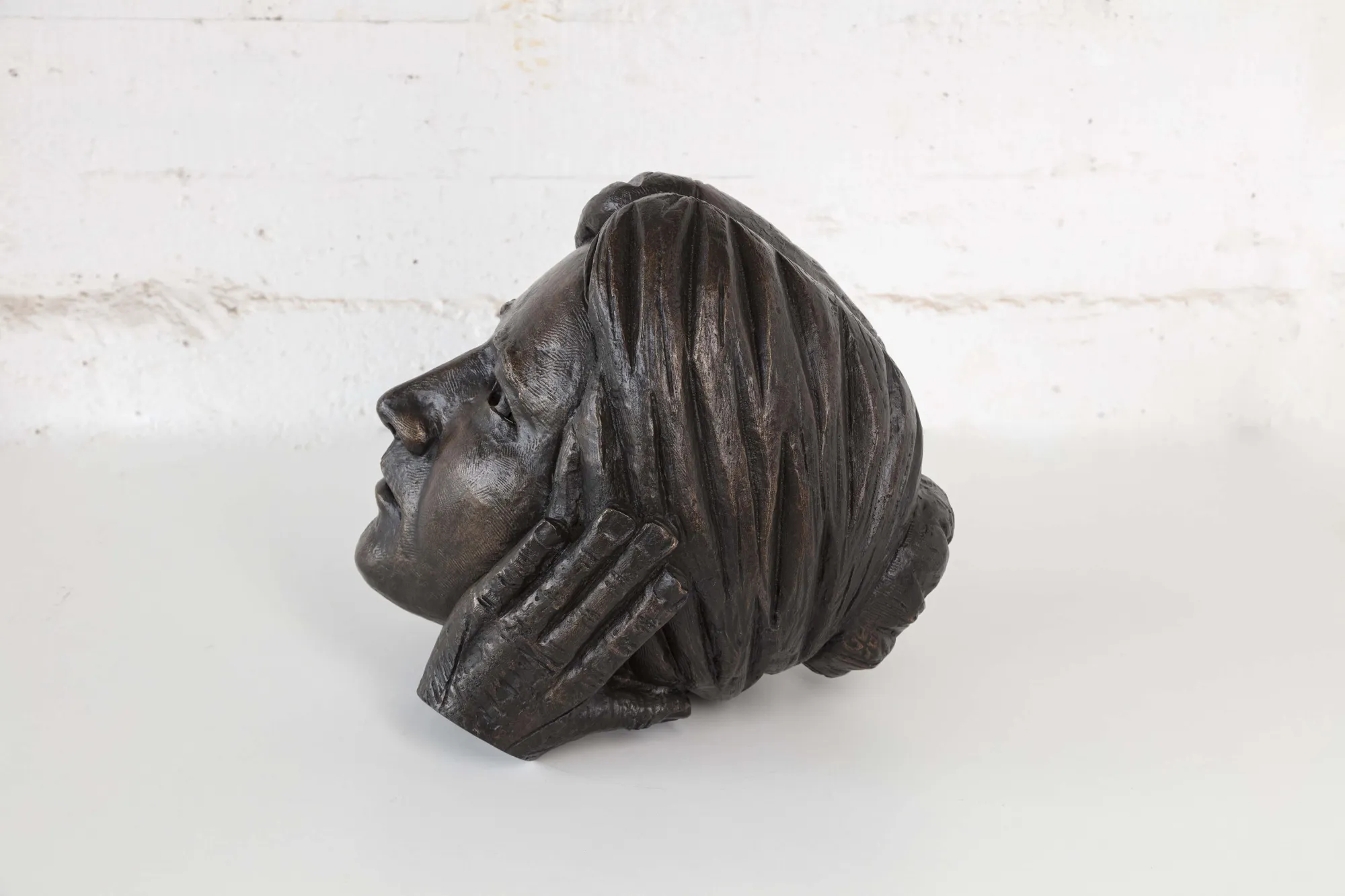 Contemplation, Pedro Figueiredo, 2023, Bronze sculpture