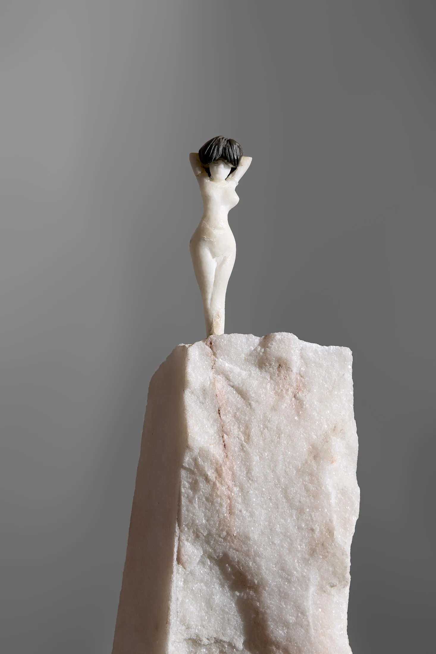 Sem título (Coluna com figura feminina), João Cutileiro, Escultura em mármore