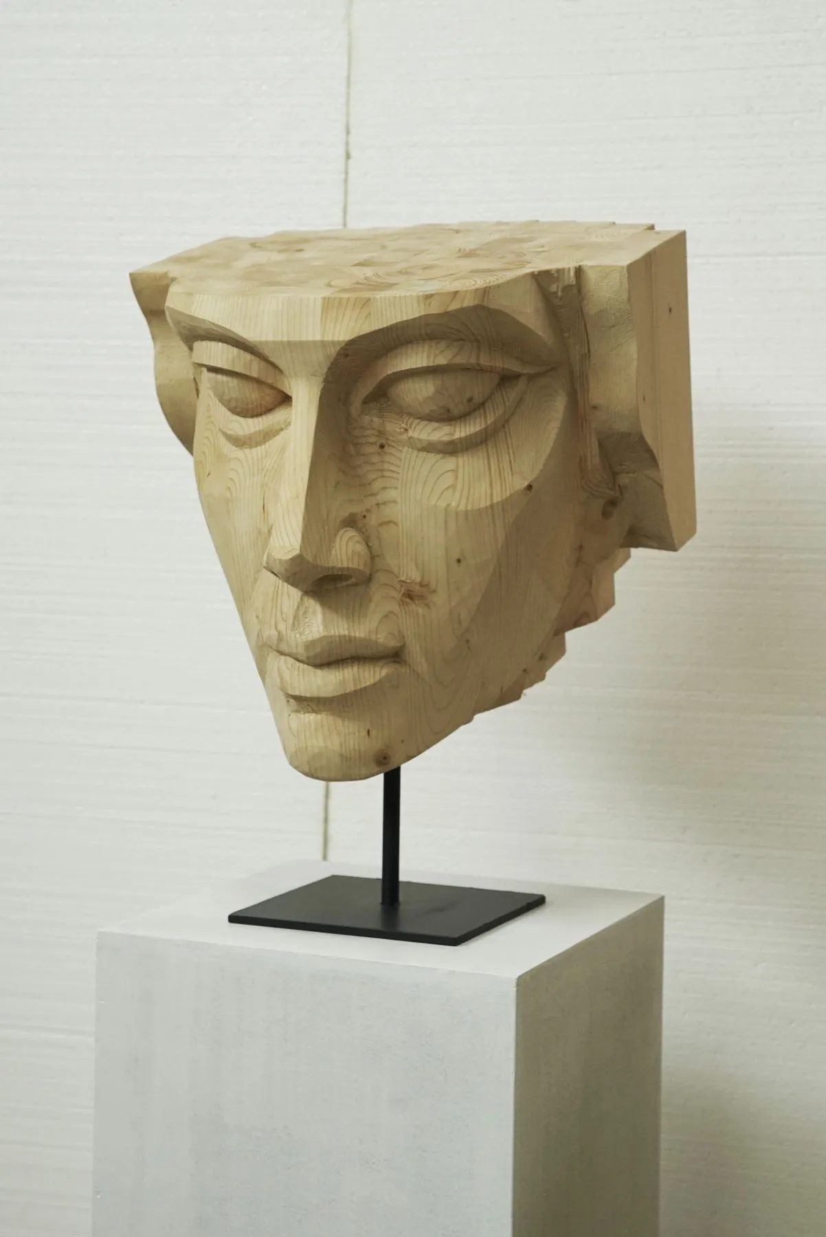 Untitled (198-05), Nogueira Lopes, 2018, Pine wood