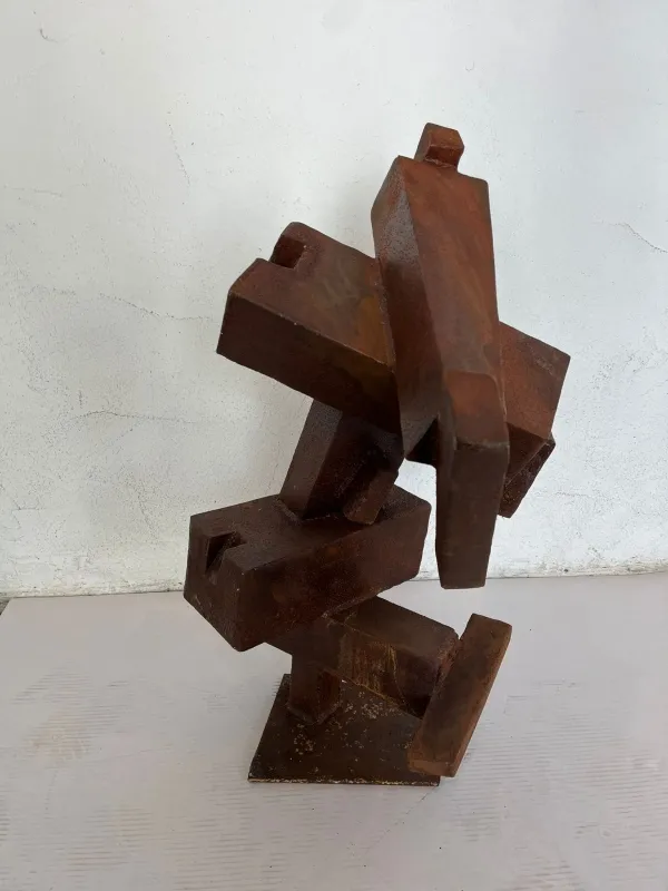 Untitled, Nuno Santiago, 2022, Iron sculpture