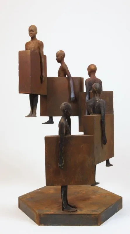 Spiral, Jesús Curiá, 2024, Bronze and iron