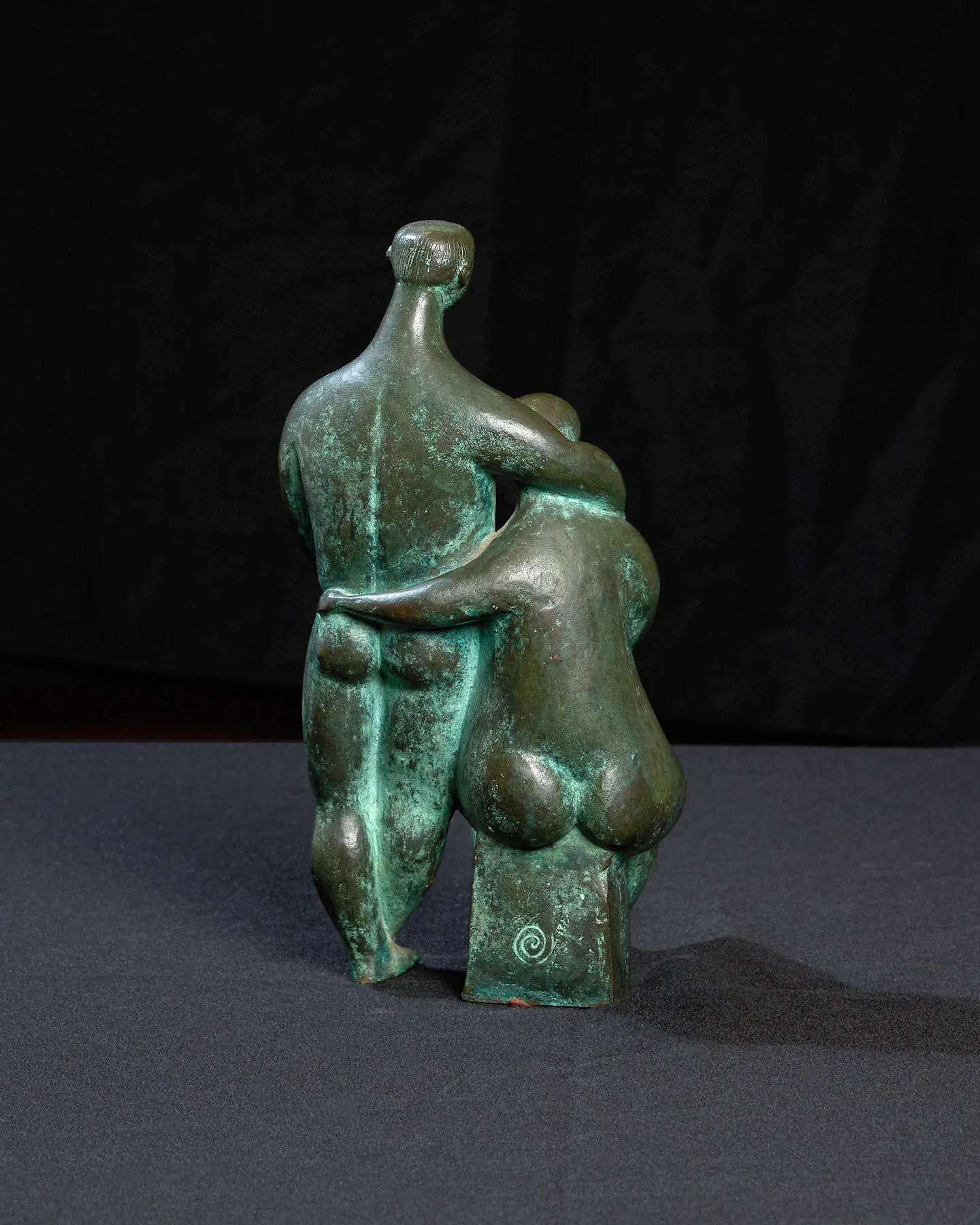 Untitled - (Casal), Jorge Vieira, Bronze sculpture