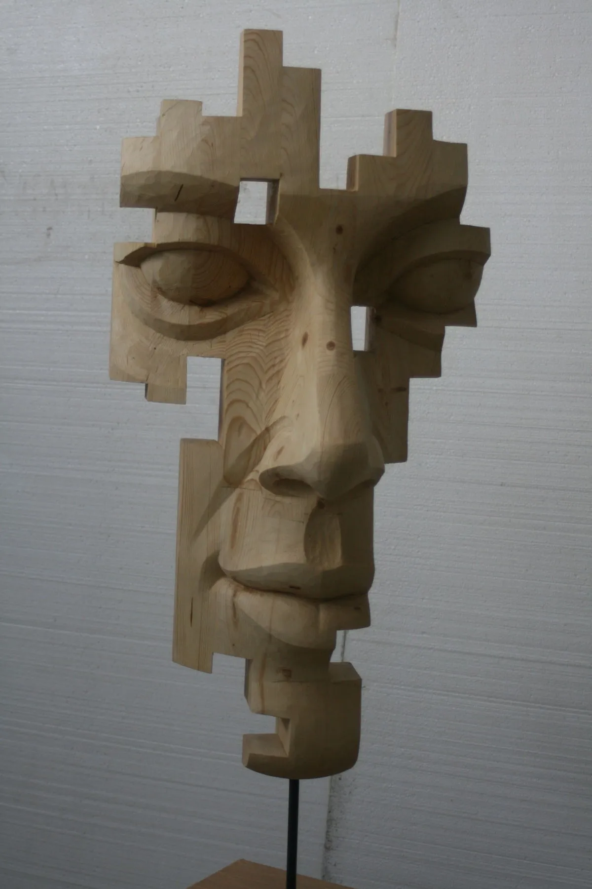 Figurante VIII, Nogueira Lopes, 2016, Wood