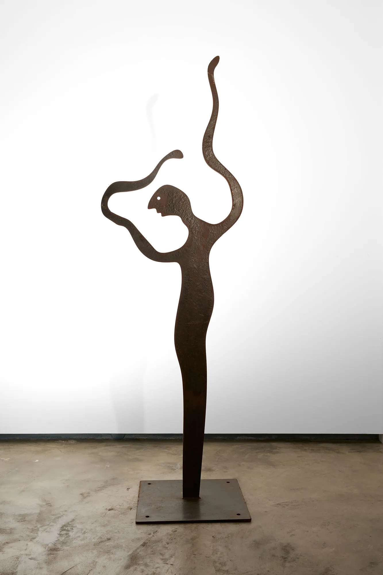 Life is Beautiful II, Paulo Neves, 2026, Iron sculpture