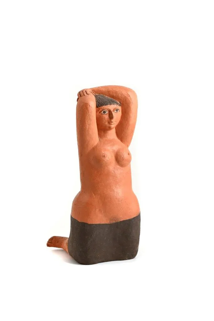 Menina de Joelhos saia preta 14/50, Jorge Vieira, Terracotta sculpture