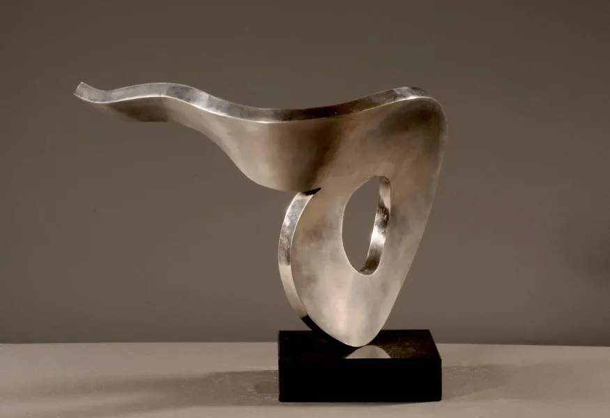 Flying away, Georg Scheele, 2008, Aluminium