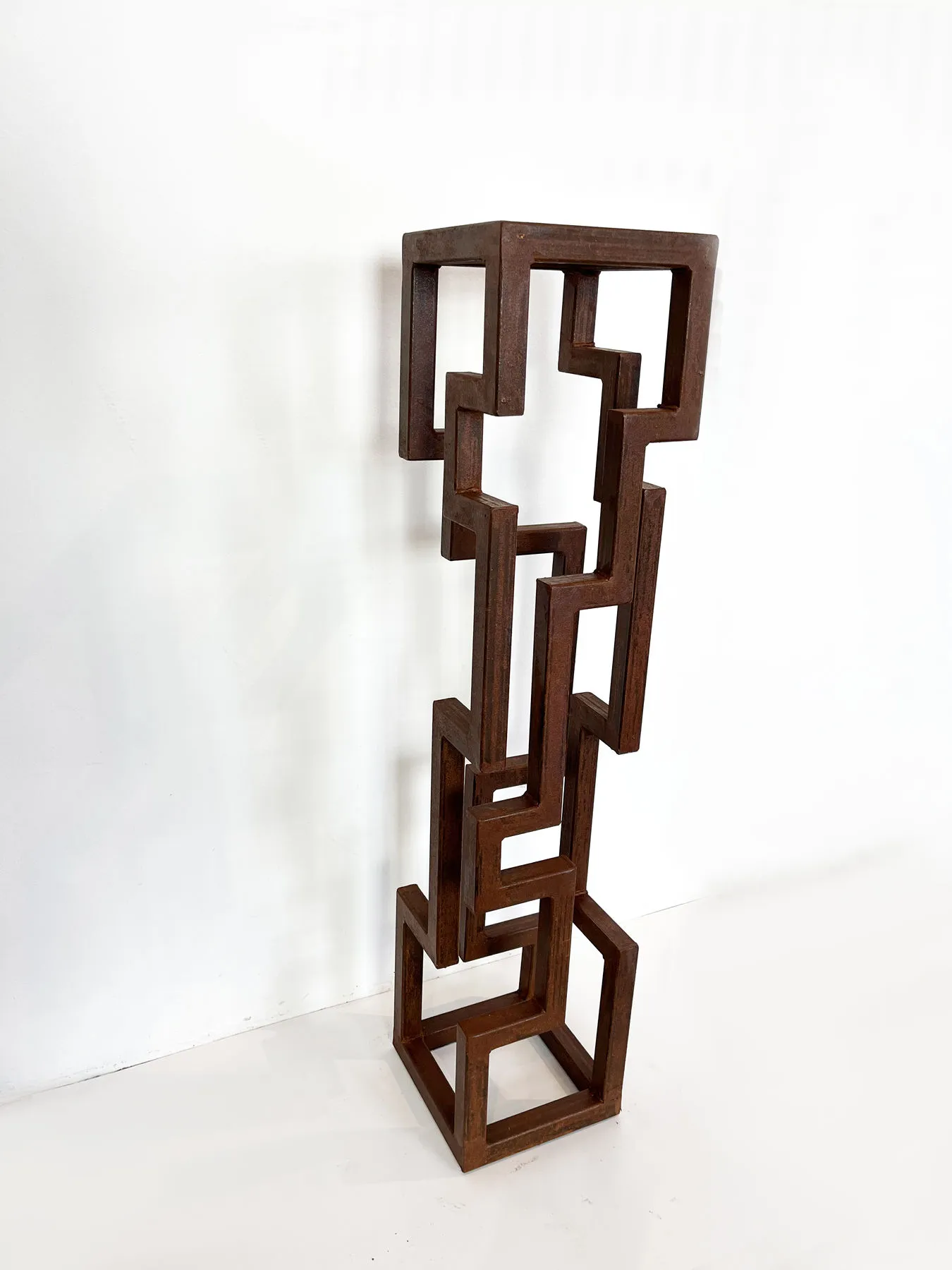 Torre 105, Ariel Elizondo, 2025, Corten steel