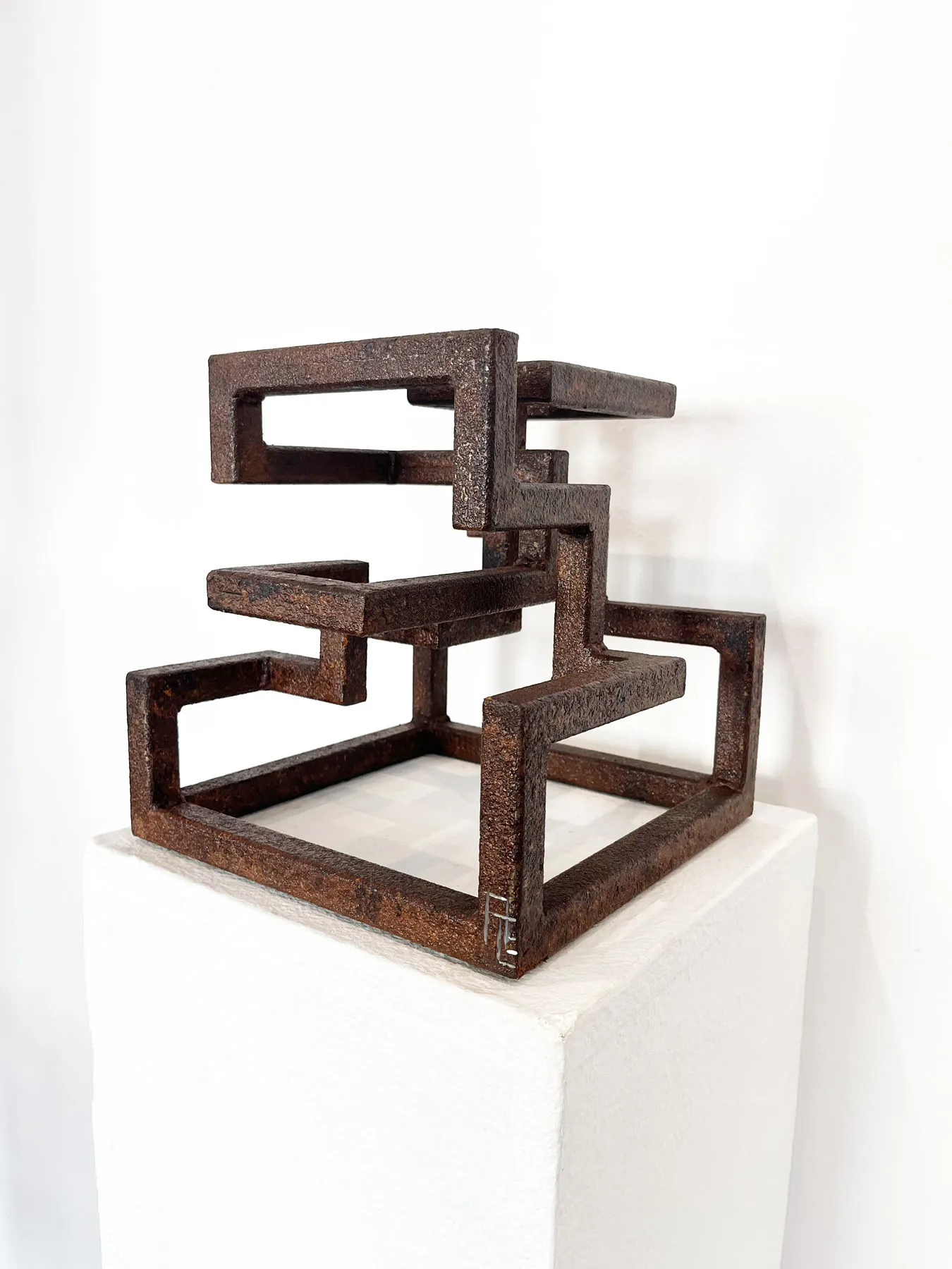 Box 25, Ariel Elizondo, 2025, Corten steel