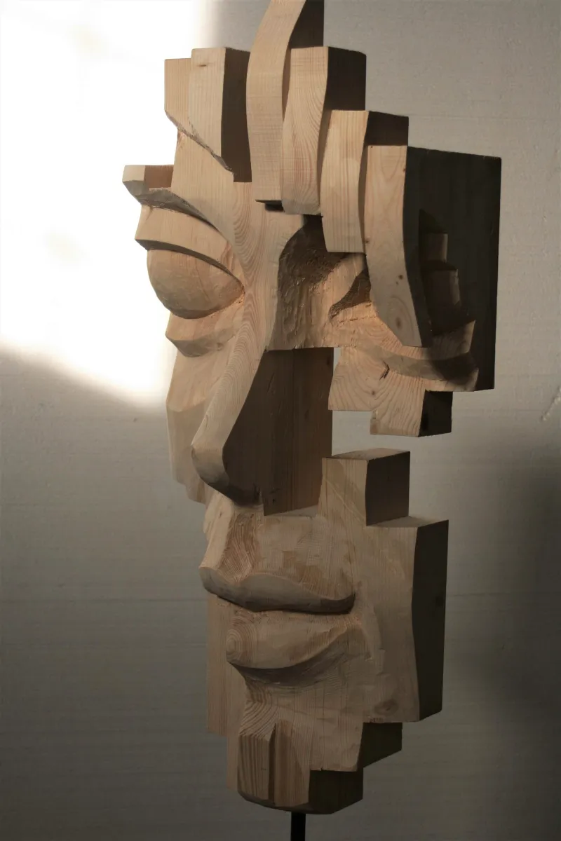 Figurante X, Nogueira Lopes, 2016, Nordic pine wood