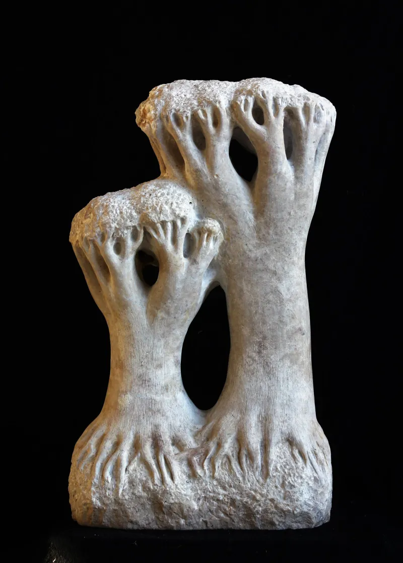 Árvores apaixonadas IV, Vítor Ribeiro, 2016, Santo António breccia