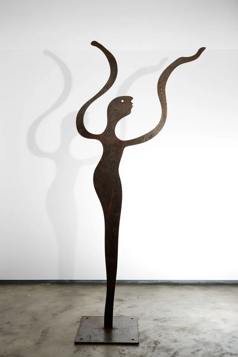 Life is Beautiful I, Paulo Neves, 2026, Iron sculpture